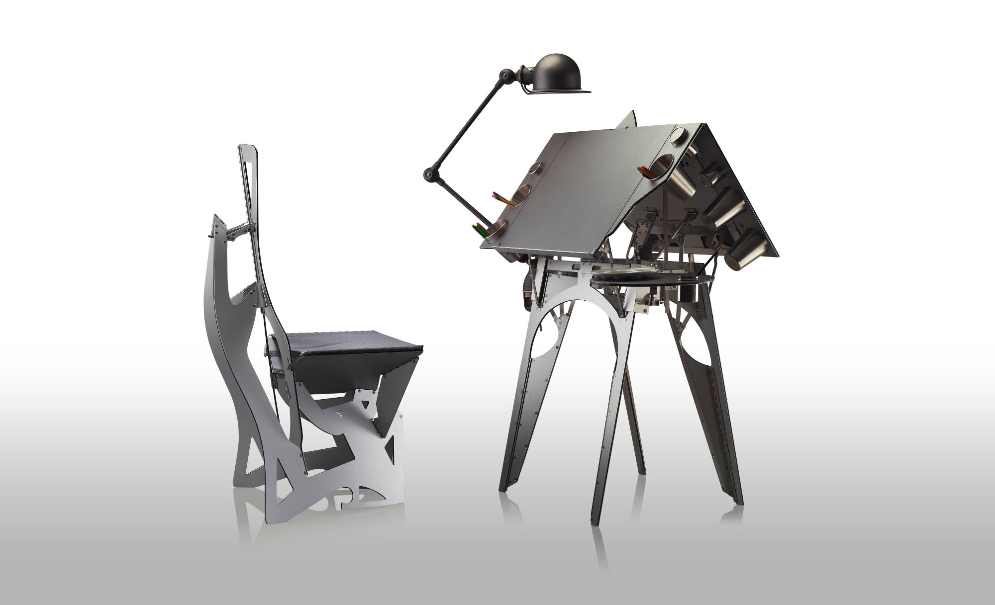 Art Cricket Folding Table